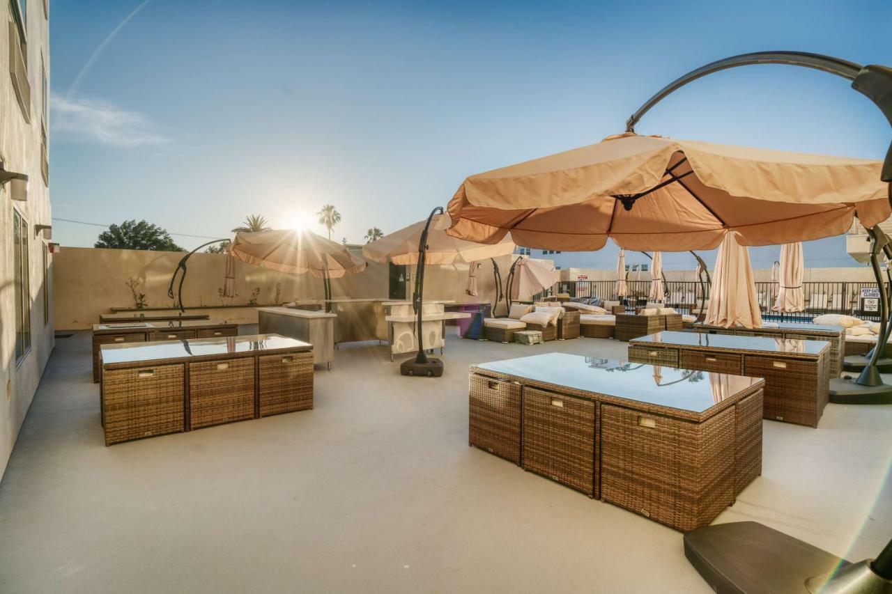 Best Western Premier Noho Inn ロサンゼルス エクステリア 写真
